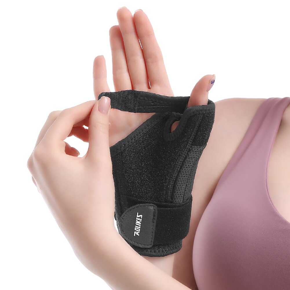 Adjustable Wrist Support Wrap